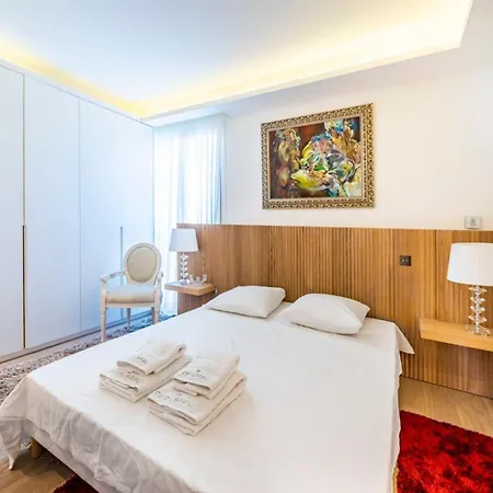 Somptuous 3 Bedroom With Sea-view On The Croisette
