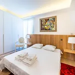 Somptuous 3 Bedroom With Sea-view On The Croisette