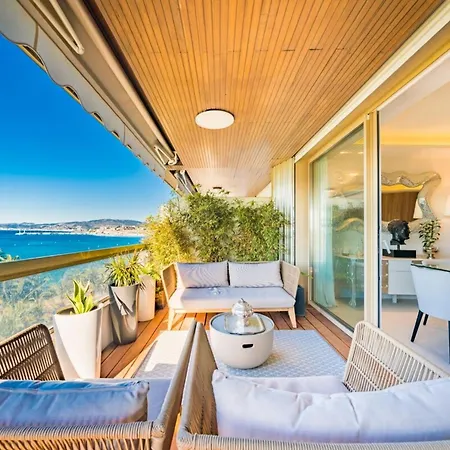 Somptuous 3 Bedroom With Sea-view On The Croisette Apartment Cannes