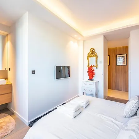 Appartement Somptuous 3 Bedroom With Sea-view On The Croisette Cannes