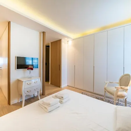 Appartement Somptuous 3 Bedroom With Sea-view On The Croisette