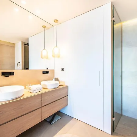 Somptuous 3 Bedroom With Sea-view On The Croisette Appartement *