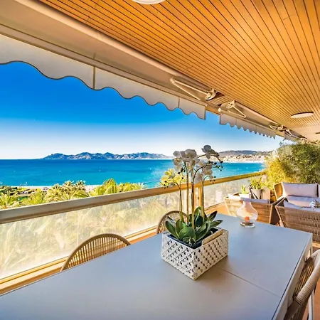 Somptuous 3 Bedroom With Sea-view On The Croisette Cannes